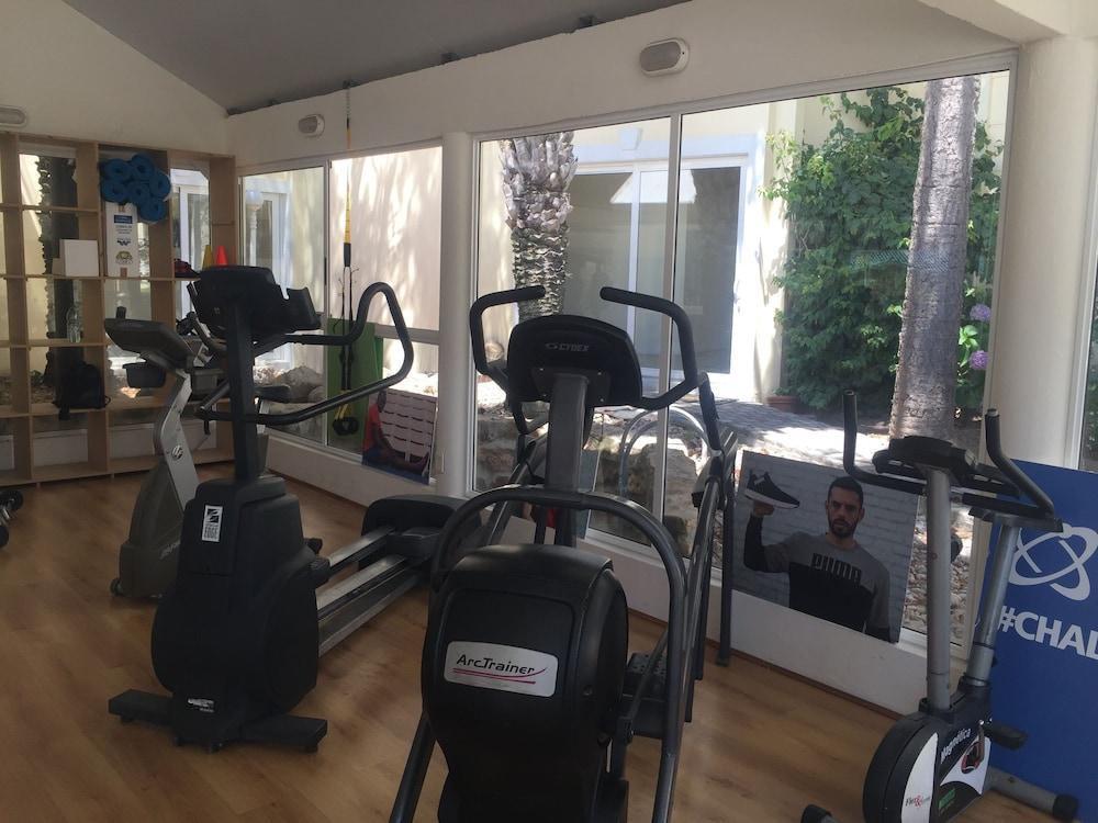 Parque Hotel Jean Clevers Πούντα ντελ Έστε Εξωτερικό φωτογραφία The gym at the club