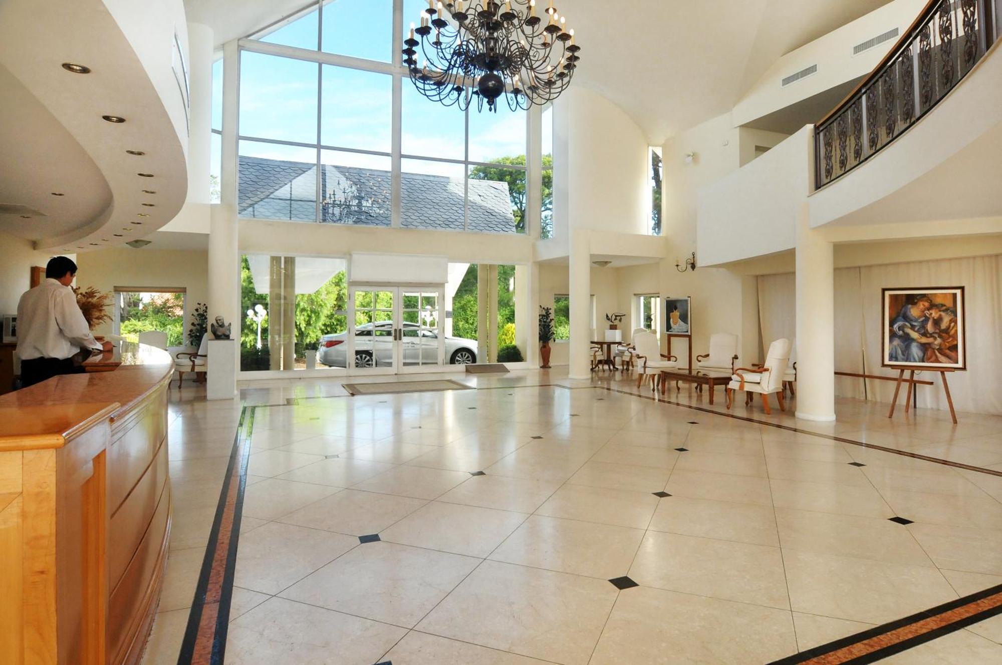 Parque Hotel Jean Clevers Πούντα ντελ Έστε Εξωτερικό φωτογραφία The lobby of the hotel