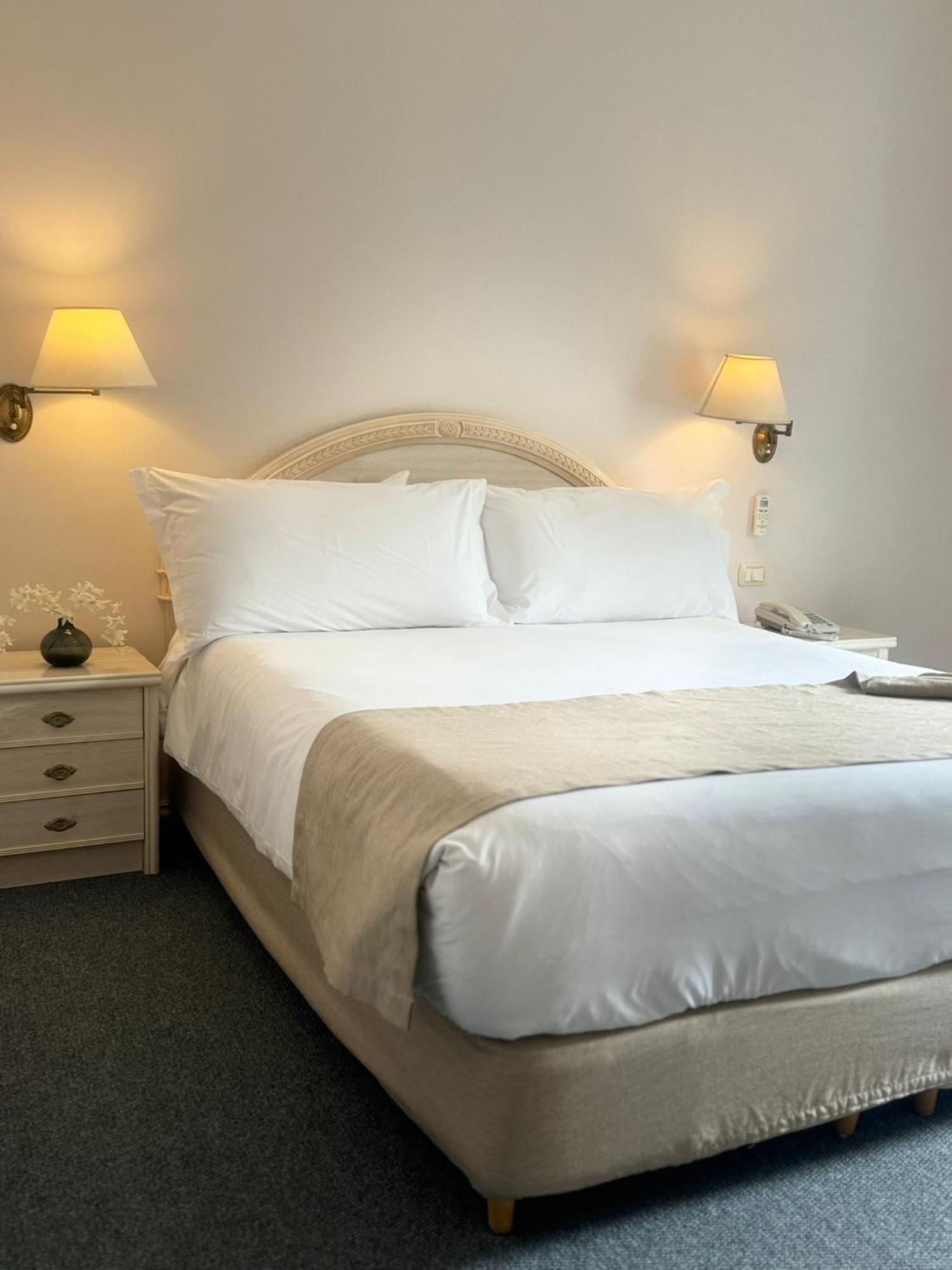 Parque Hotel Jean Clevers Πούντα ντελ Έστε Εξωτερικό φωτογραφία A bed